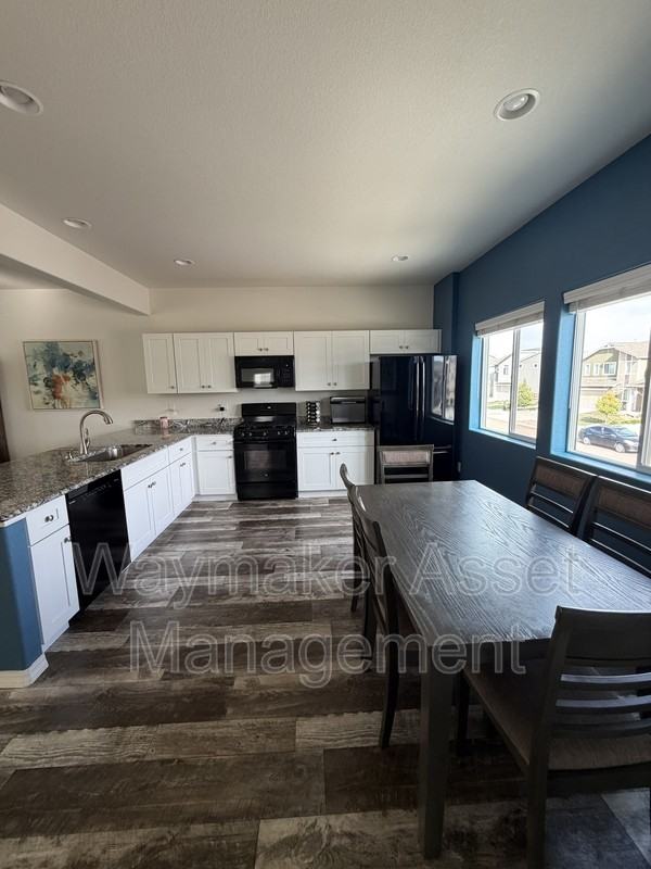 744 Endeavor Way - Photo 3 of 13