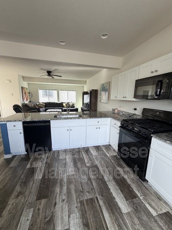 744 Endeavor Way - Photo 4 of 13