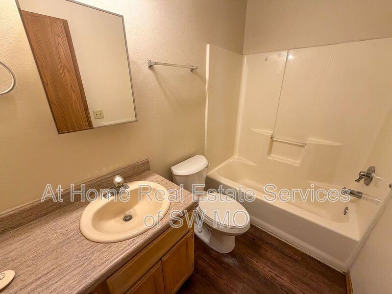 3355 E Southern Hills Blvd - Photo 5 of 7