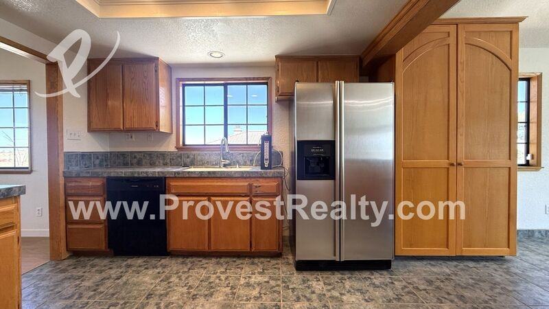 13043 4th Ave - Photo 5 of 37