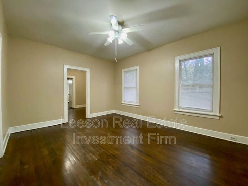 135 E Olive St - Photo 3 of 17