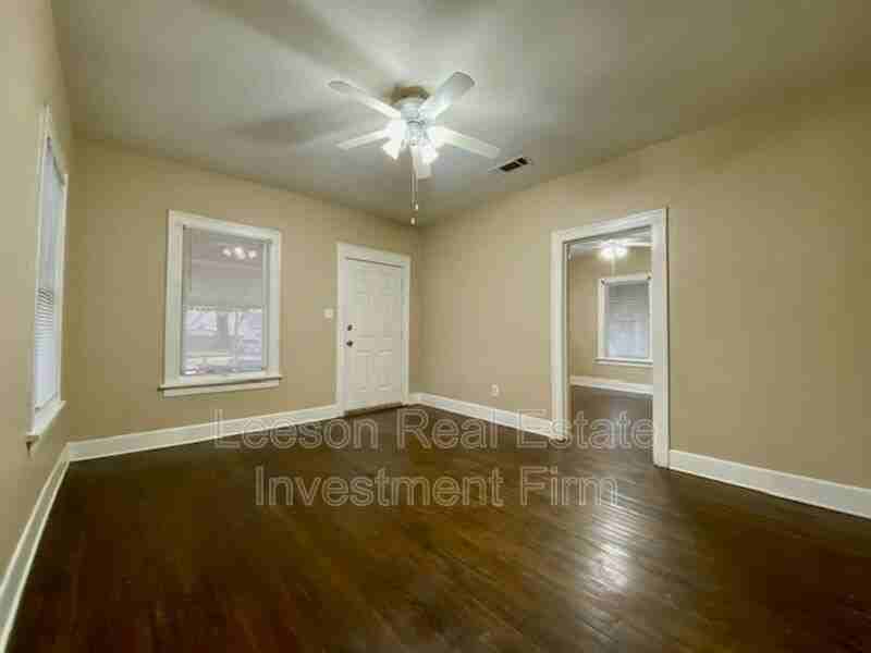 135 E Olive St - Photo 5 of 17