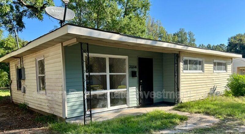3054 Amherst St - Photo 2 of 18