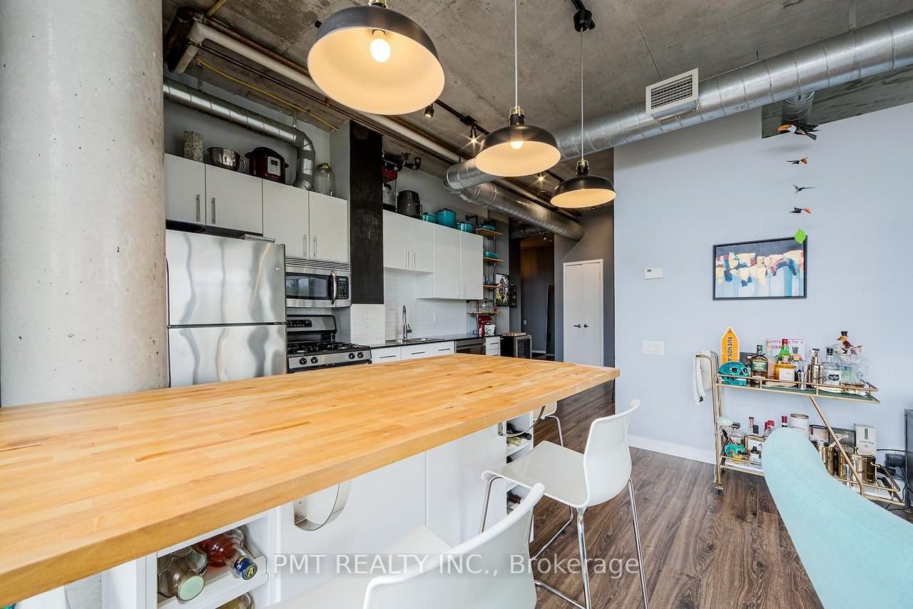 369 Sorauren Avenue #311 - Photo 6 of 38