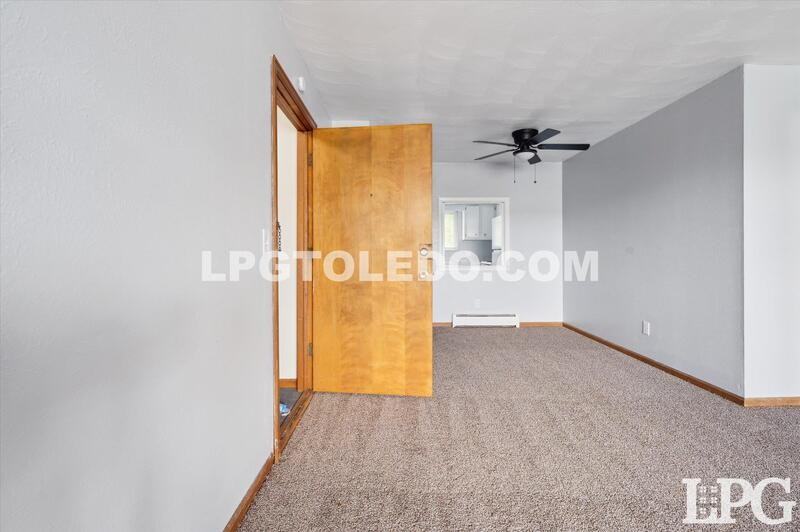 3330 Arlington Ave #5 - Photo 3 of 20