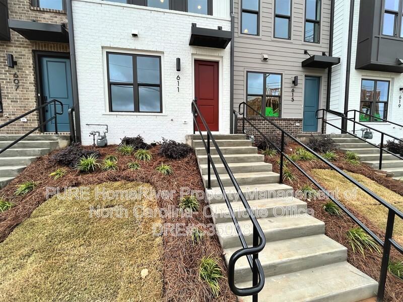 611 W Tremont Ave - Photo 5 of 32
