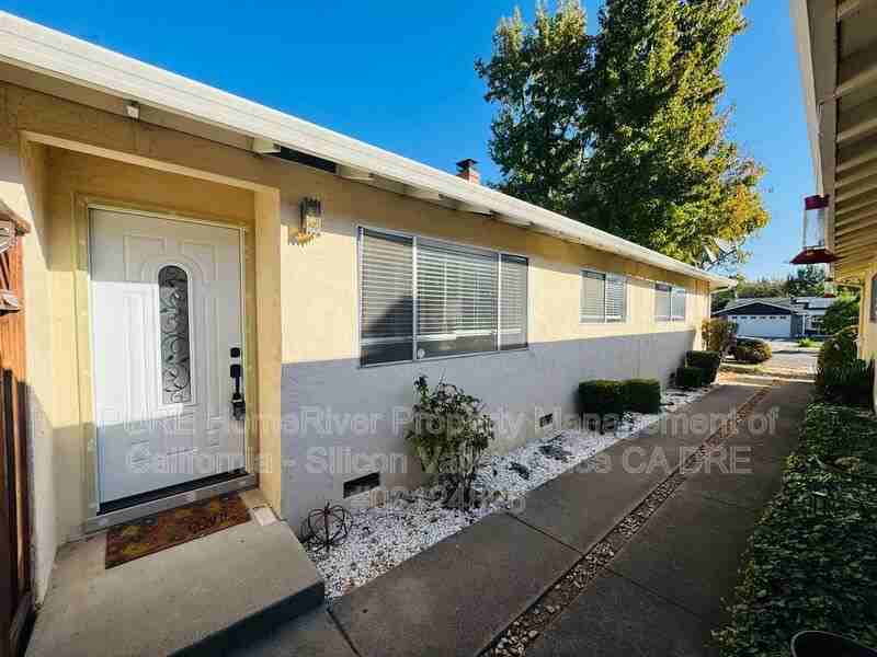 2629 Skylark Dr - Photo 3 of 19