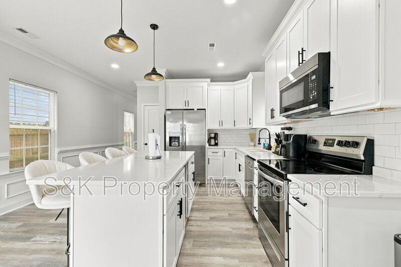 622 Westwood Ave #2 - Photo 6 of 11