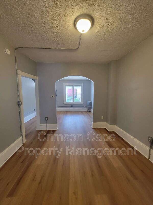 47 Hutson St - Photo 5 of 19