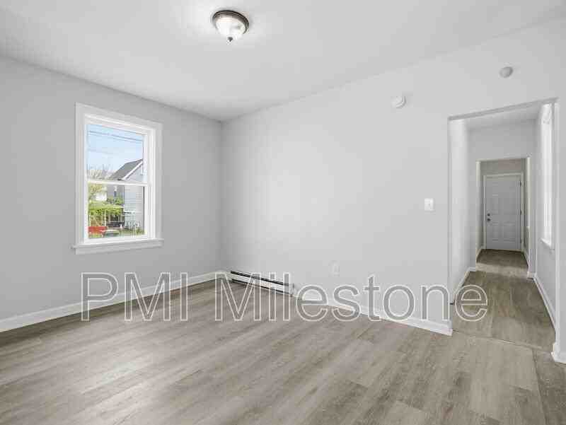 505 W Church St #2W - Photo 3 of 21