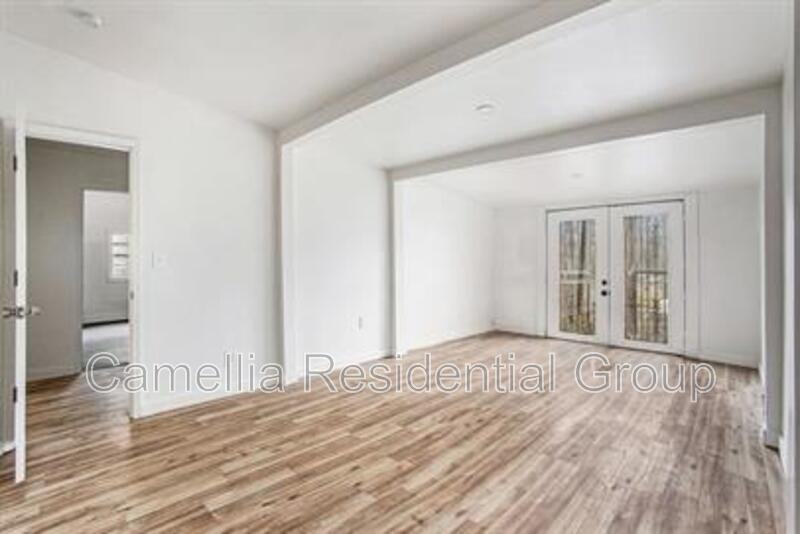 1321 2nd Ave W - Photo 4 of 8