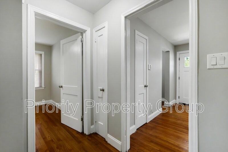 1317 Remount Rd - Photo 7 of 25
