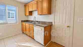 116 12th Ave E - Photo 1 of 1