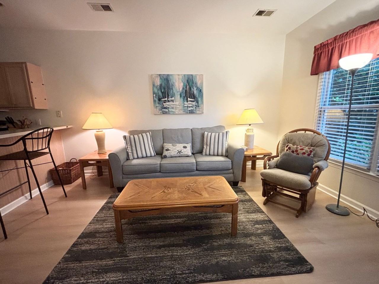 234 Kings Trl - Photo 3 of 18