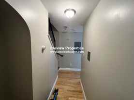 85 Stoughton St #4P - Photo 1 of 1