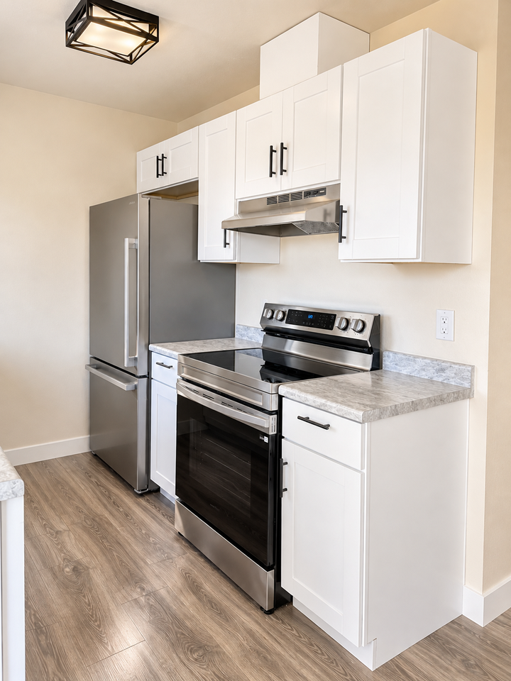 1002 Railroad Avenue - Photo 4 of 13