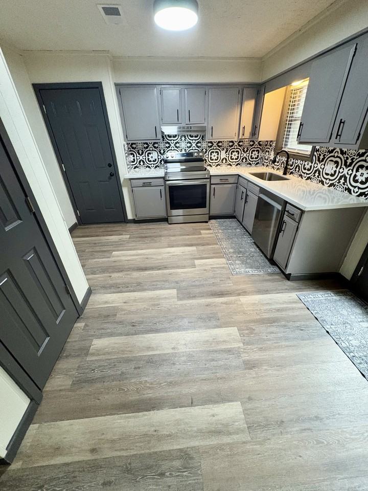 Warren Street Complex - Photo 5 of 27