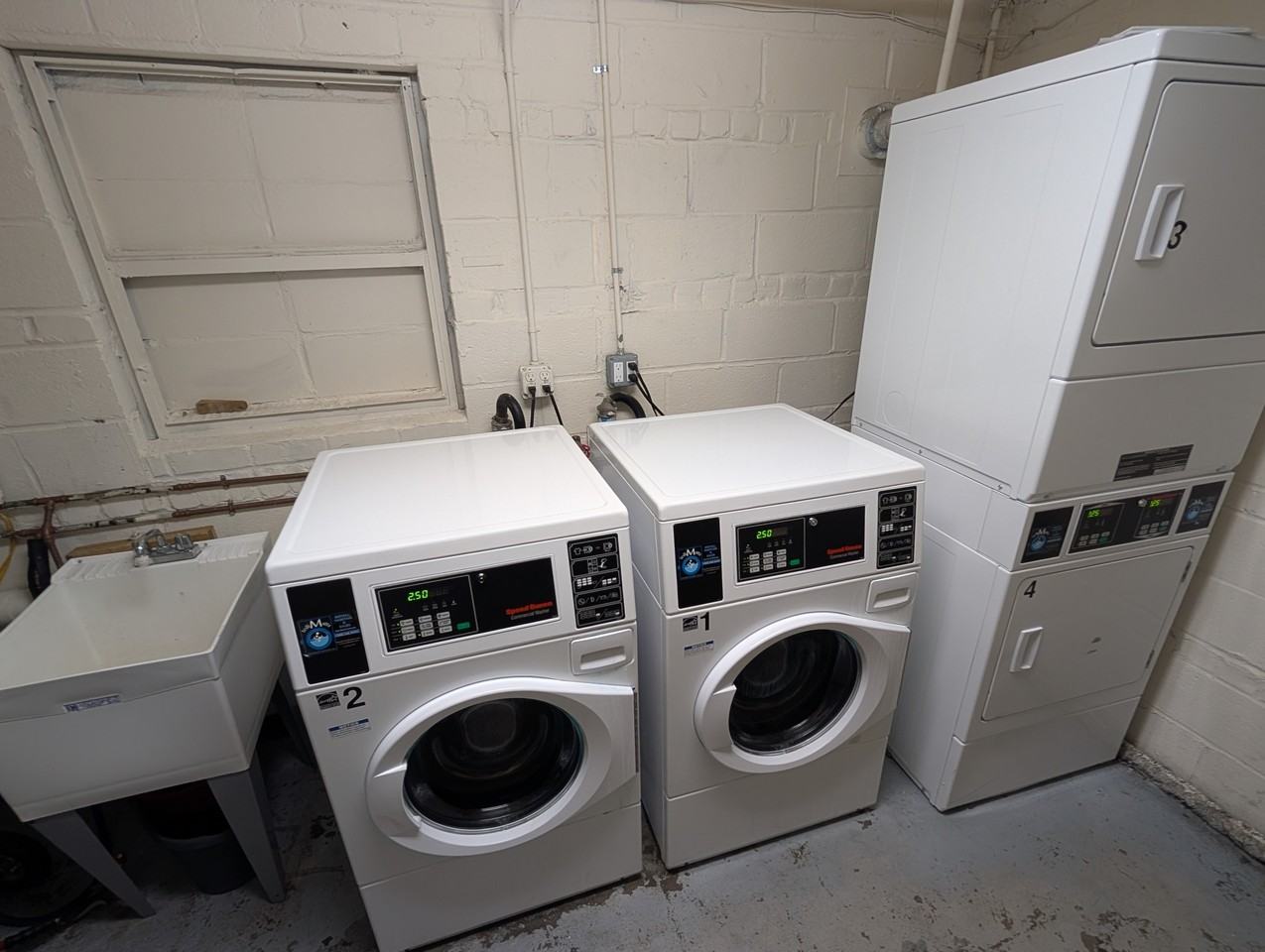 102 West Hudson St - Photo 6 of 6