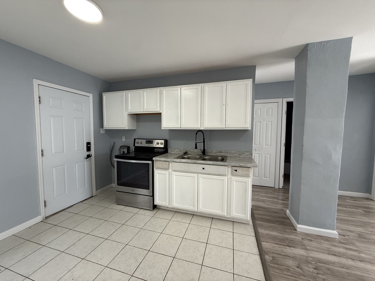 3408 E Dr MLK BLVD #4 - Photo 6 of 12