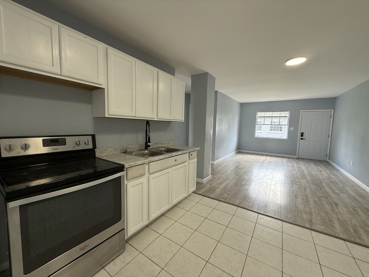 3408 E Dr MLK BLVD #4 - Photo 7 of 12