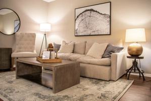 featured image of 1085 E Byers Ave