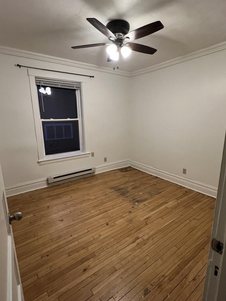 Pioneer Apartments - Photo 6 of 11