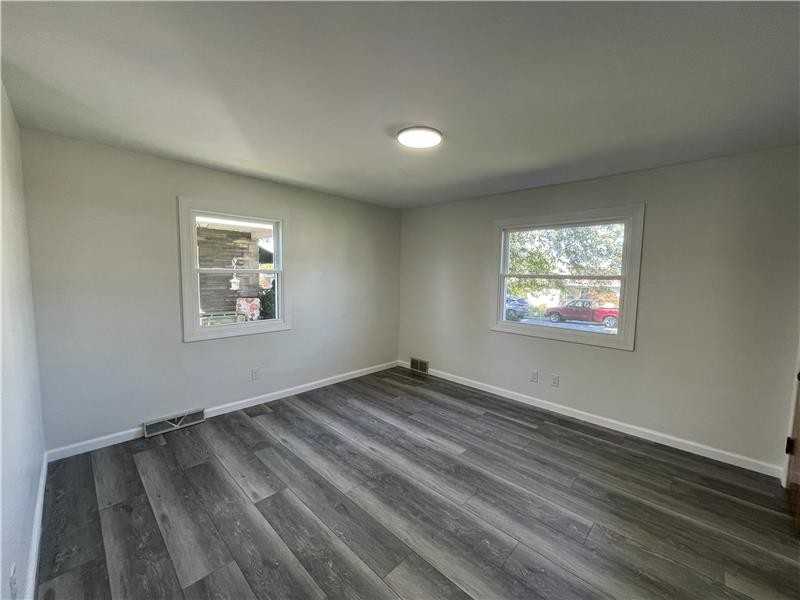 107 Clearview Ave - Photo 7 of 15