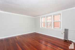 540 W Surf St #GDN - Photo 1 of 1