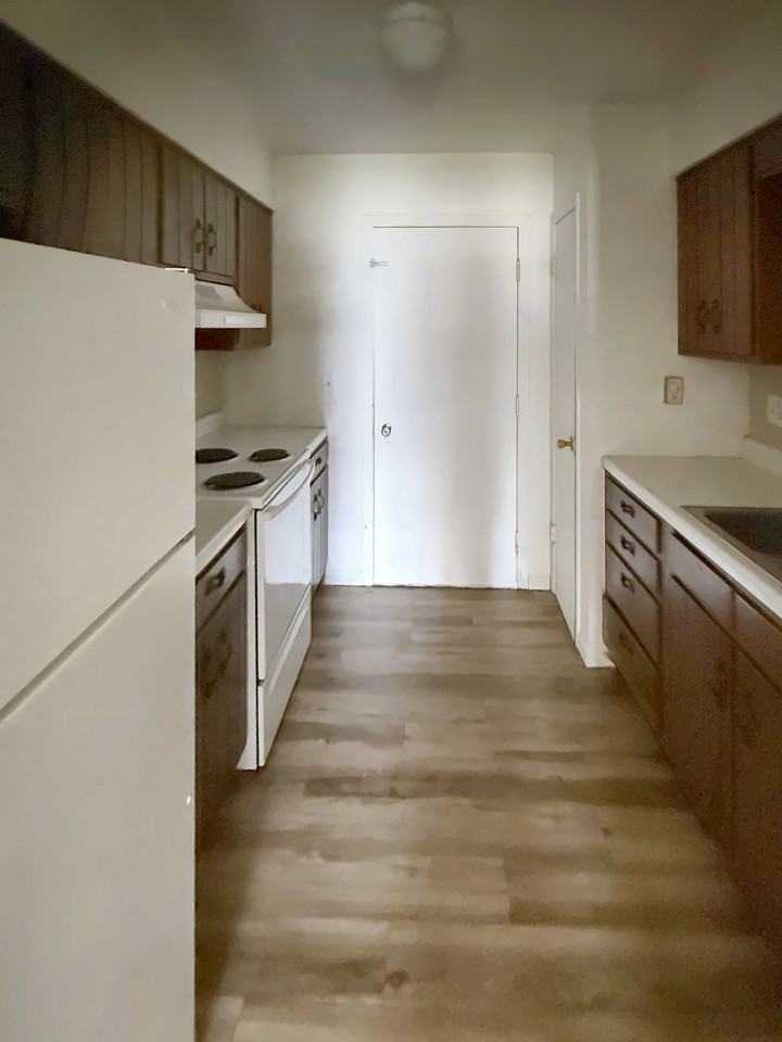1003 6th Avenue - Photo 5 of 13