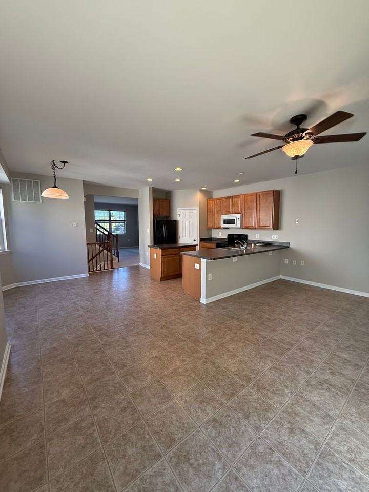 44 Milestone Ct - Photo 4 of 29