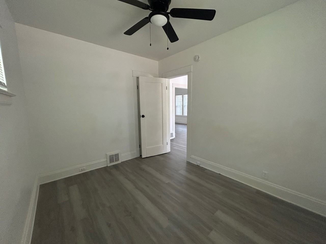13302 Ferris Ave - Photo 5 of 11