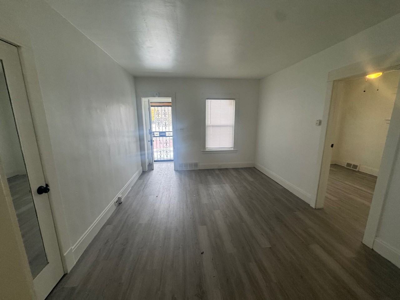 13302 Ferris Ave - Photo 6 of 11
