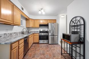325 Clavale Dr - Photo 1 of 1