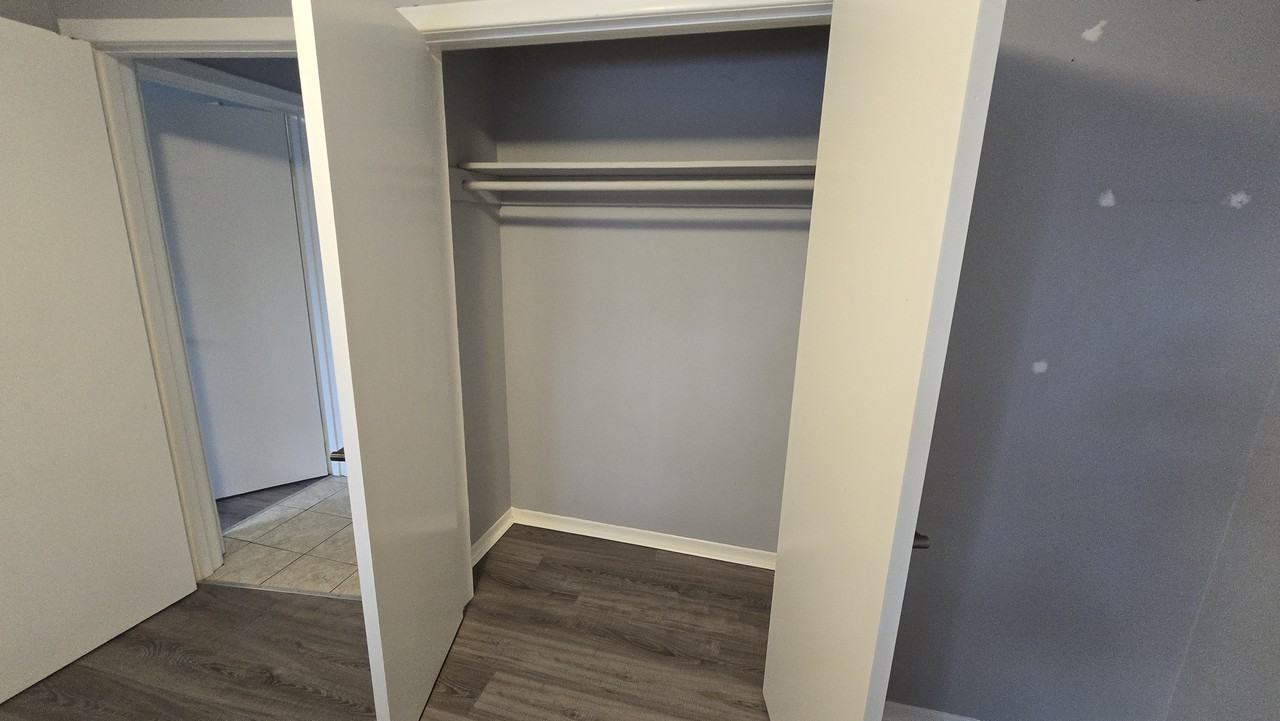 315 Kent Street #3 - Photo 5 of 15