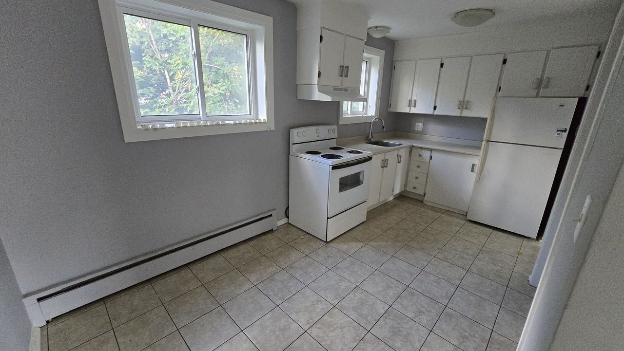 315 Kent Street #3 - Photo 6 of 15