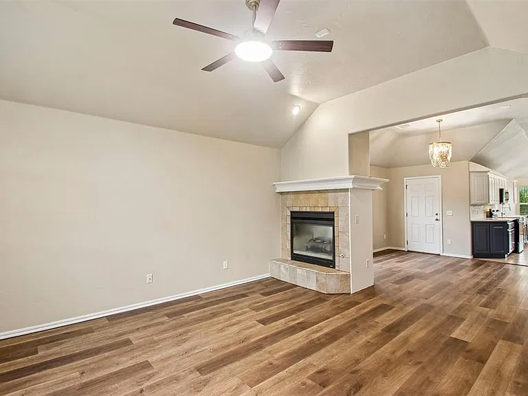 300 Ridge Lake Blvd - Photo 4 of 29