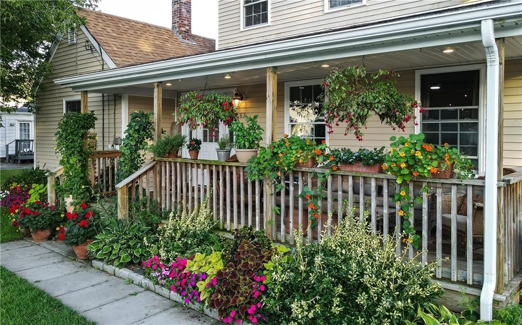 67 Liberty St - Photo 4 of 36