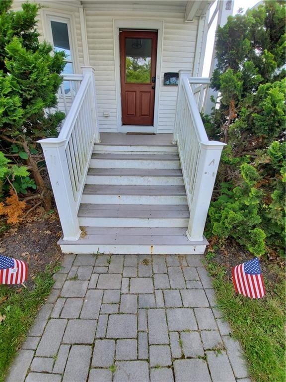 19 Carroll Ave - Photo 2 of 31