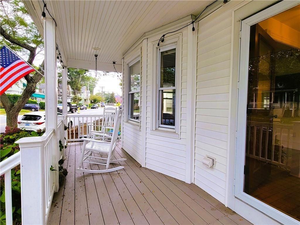 19 Carroll Ave - Photo 3 of 31