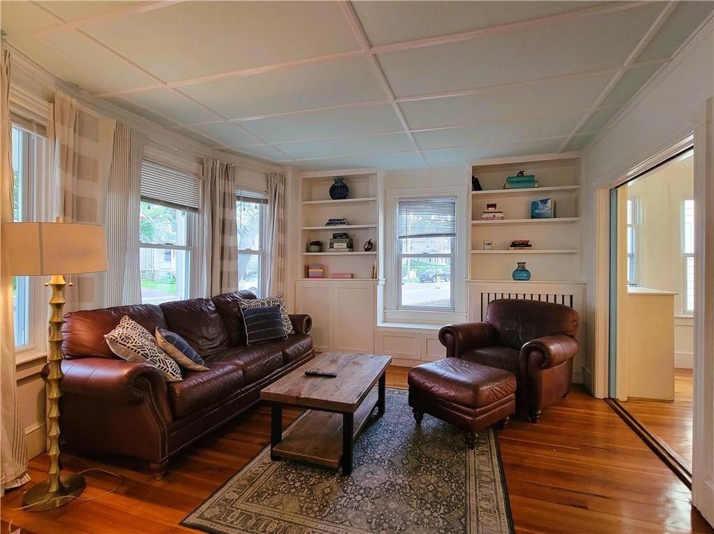 19 Carroll Ave - Photo 4 of 31