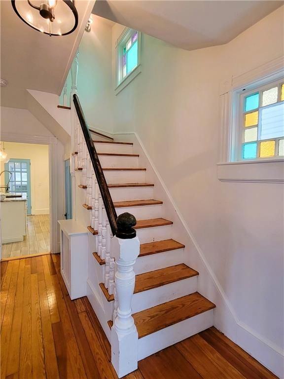 19 Carroll Ave - Photo 5 of 31
