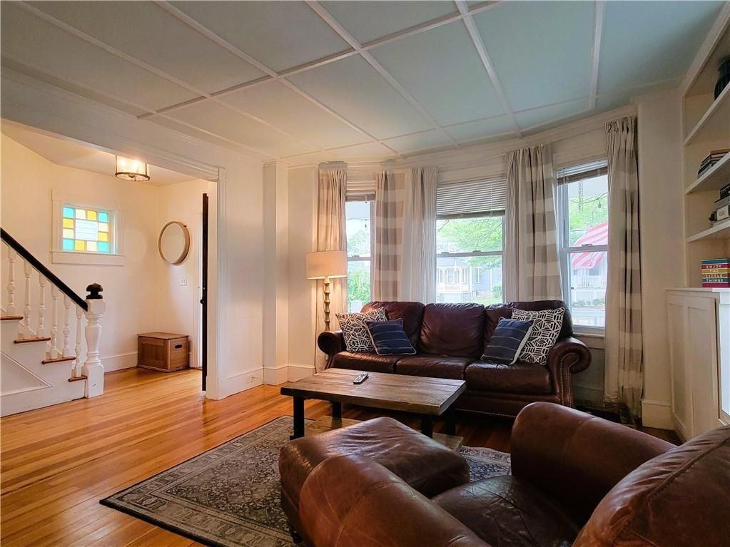 19 Carroll Ave - Photo 6 of 31
