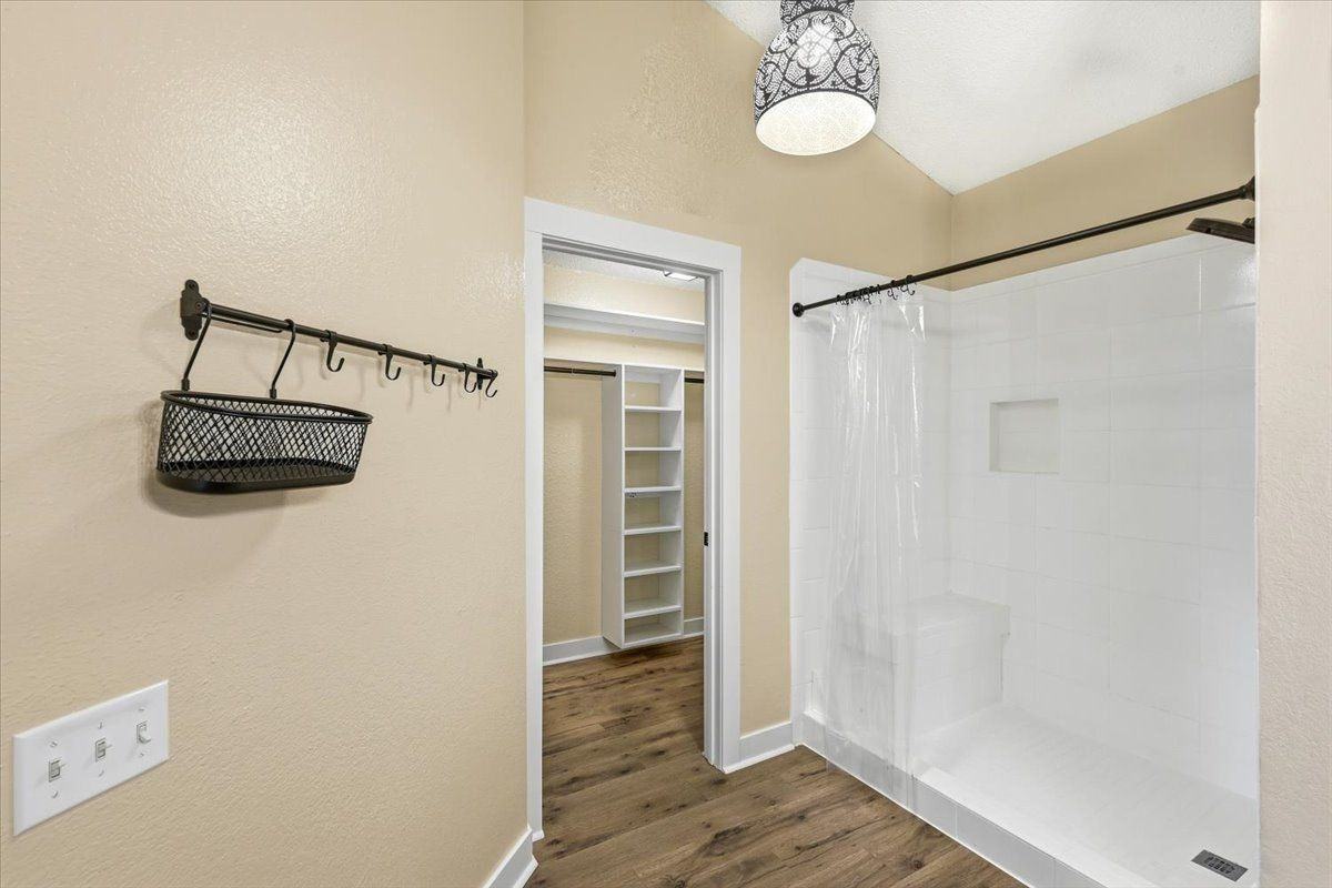 1103 Hatteras Dr - Photo 7 of 26