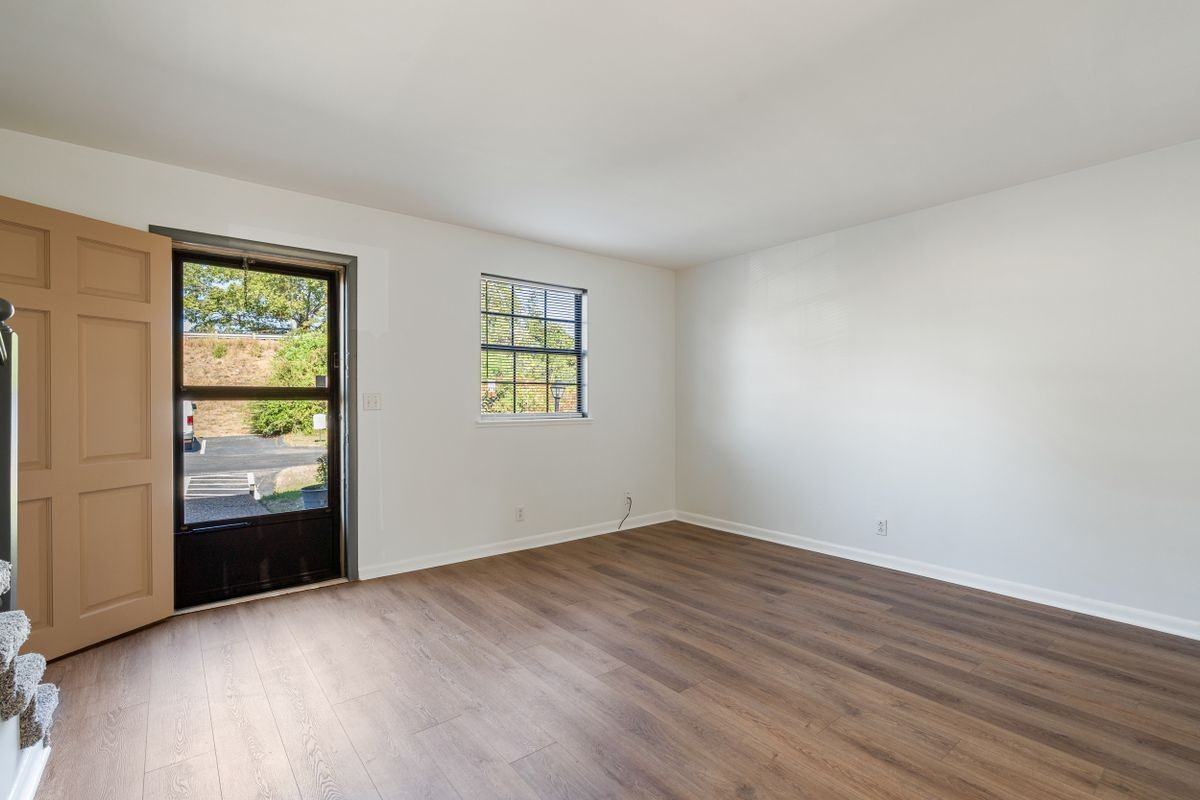 420 Walton Ln ##A1 - Photo 6 of 30