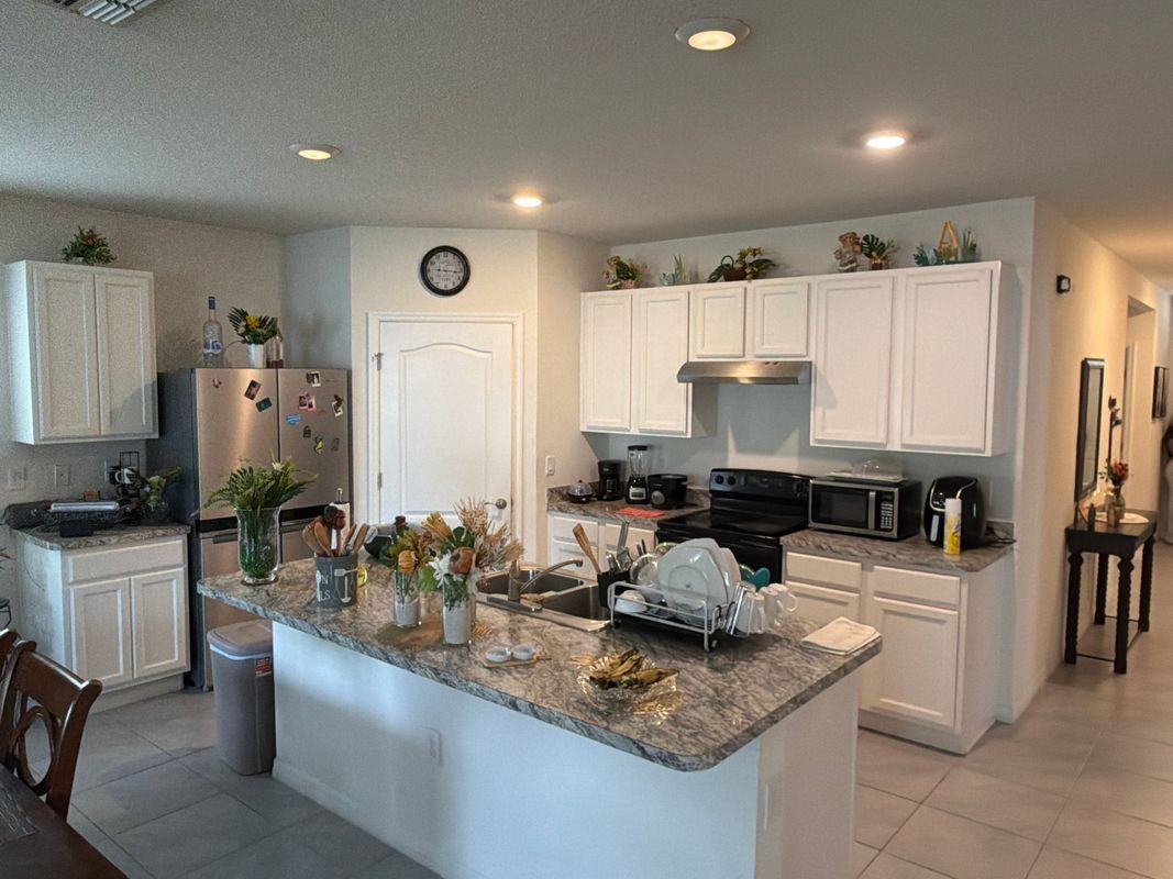 406 Jacks Way - Photo 2 of 15