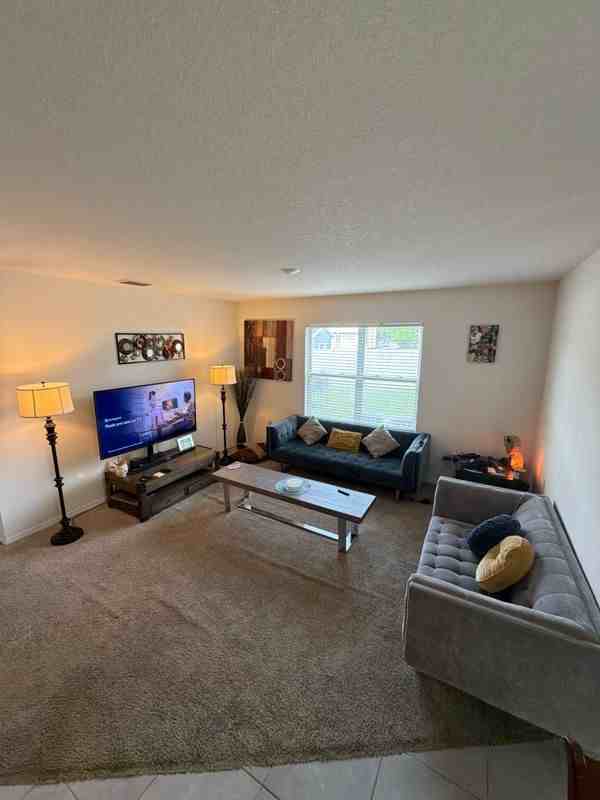 406 Jacks Way - Photo 4 of 15