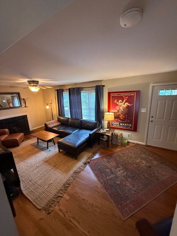 916 Seminole Rd - Photo 3 of 20