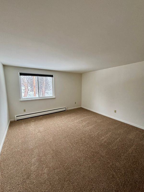 27 Losson Garden Dr ##1 - Photo 5 of 15