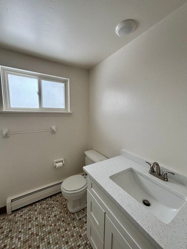 27 Losson Garden Dr ##1 - Photo 6 of 15