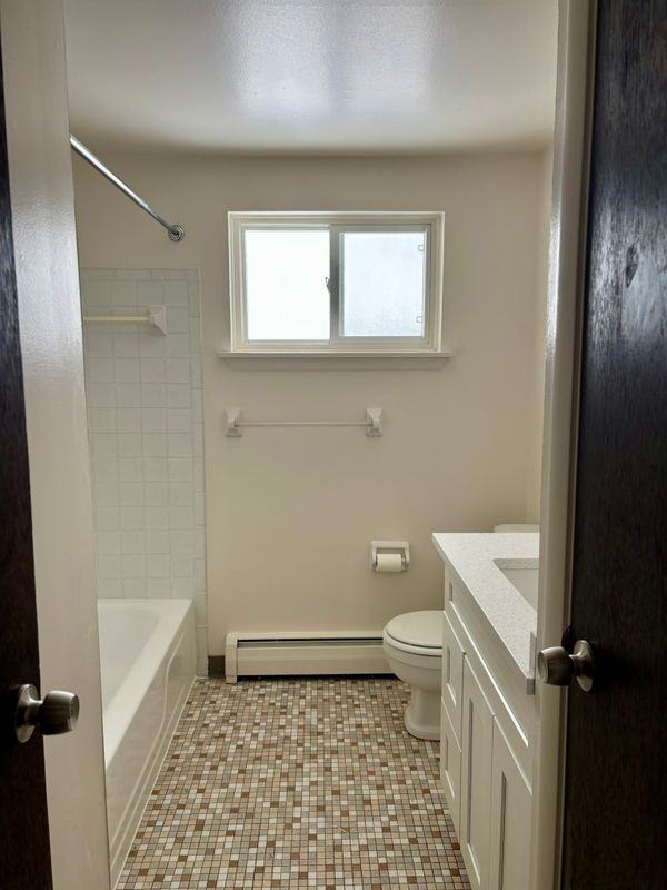 27 Losson Garden Dr ##1 - Photo 7 of 15